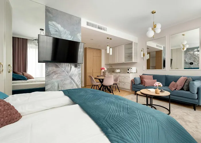 アパート Stylish In With Air Conditioning, Close To The Market Square By Renters Prestige ヴロツワフ